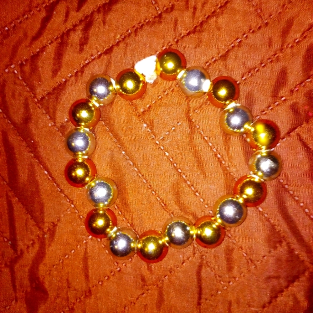 Beaded bracelet